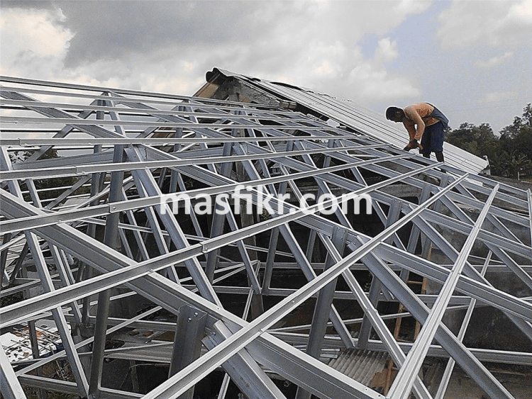  Baja  Ringan  Jogja untuk Konstruksi Rangka  Atap  dan Kanopi 